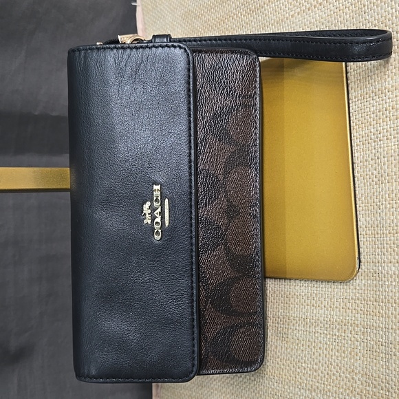 Coach Black and Brown Clutch/Crossbody Bag EUC - Picture 4 of 14